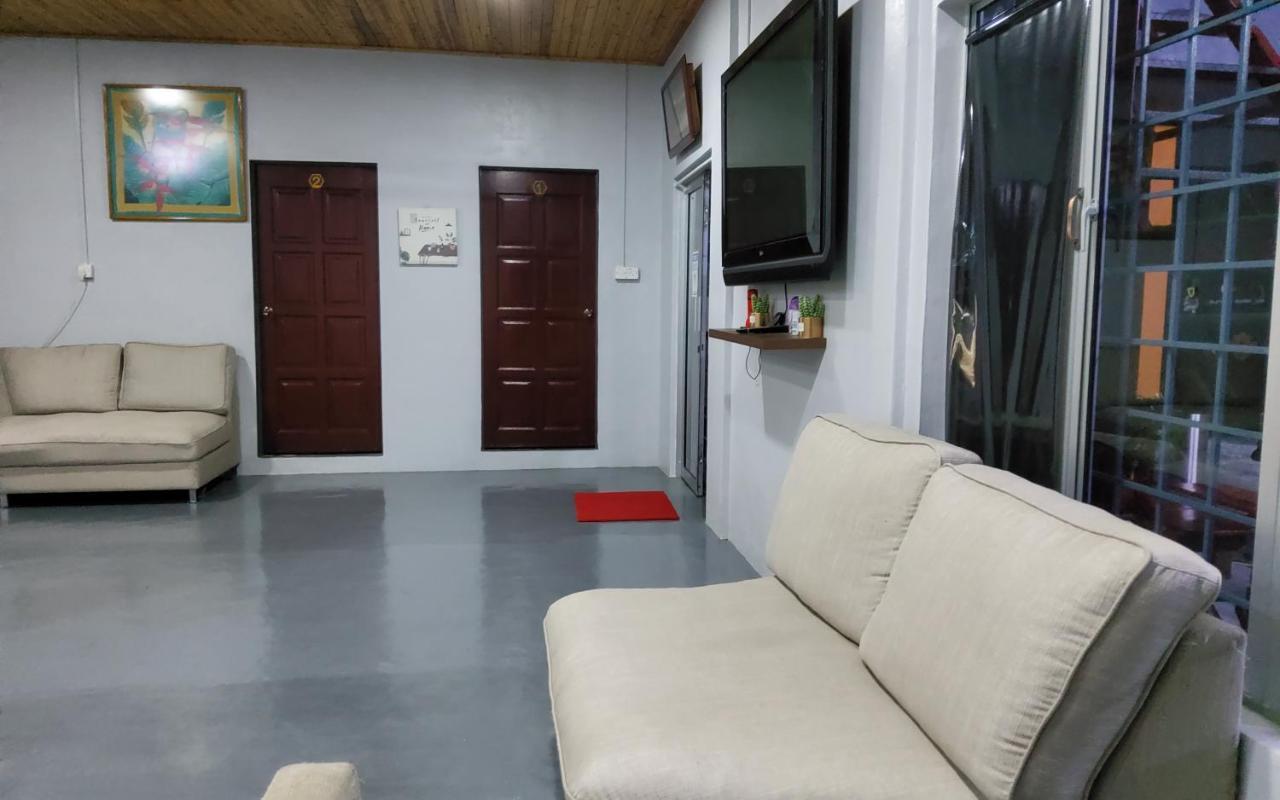 Pd Guesthouse Port Dickson Exterior photo